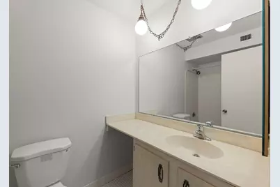 700 Wellington Avenue #110, Elk Grove Village, IL 60007 - Photo 12