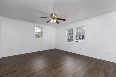 401 S 5th Avenue, Streator, IL 61364 - Photo 6