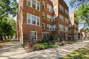 3908 W Ainslie St, Chicago, IL 60625 - Photo 1