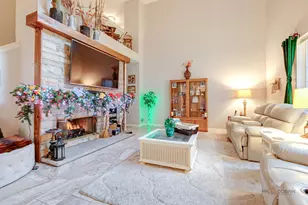 7449 Brentwood Ln, Gurnee, IL 60031 - Photo 8
