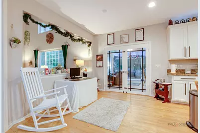 7449 Brentwood Lane, Gurnee, IL 60031 - Photo 18