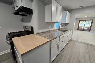 1007 N River Rd, McHenry, IL 60050 - Photo 6