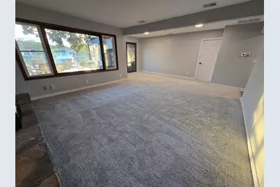 1007 N River Road, McHenry, IL 60050 - Photo 12