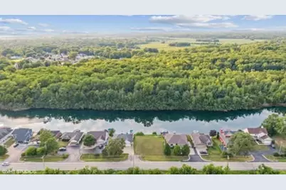 560 N Washington Street, Braidwood, IL 60408 - Photo 12