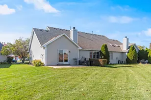 3419 Lake Side Cir, Joliet, IL 60431 - Photo 4