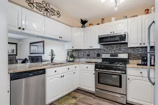 3419 Lake Side Cir, Joliet, IL 60431 - Photo 14