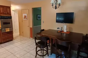 18751 Kings Rd, Homewood, IL 60430 - Photo 10