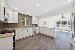 2116 Black Rd, Joliet, IL 60435 - Photo 10