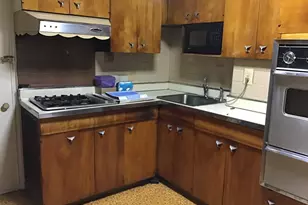 614 E Marquette Rd, Chicago, IL 60637 - Photo 2