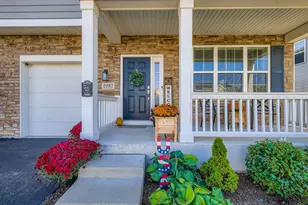 1987 Sagebrook Dr, South Elgin, IL 60177 - Photo 2