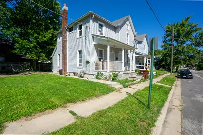 712 S Cherry Street, Freeport, IL 61032 - Photo 2