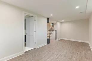 820 N Merrill St, Park Ridge, IL 60068 - Photo 14