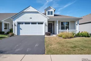 920 Prescott Ln, Pingree Grove, IL 60140 - Photo 1