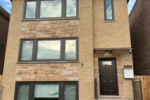 2549 N 72nd Ct, Elmwood Park, IL 60707 - Photo 1