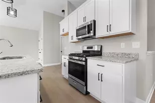 7743 Cherry Hill Rd, Cherry Valley, IL 61016 - Photo 6