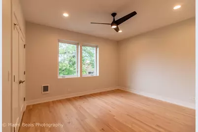 20 W 44th Street, Chicago, IL 60609 - Photo 14