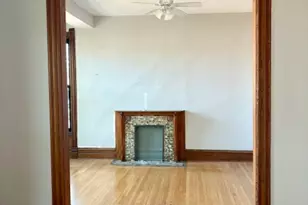 825 W Armitage Ave, Chicago, IL 60614 - Photo 2