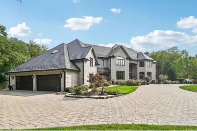 3001 Glen Eagles Court, Saint Charles, IL 60174 - Photo 2