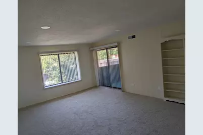 1295 N Sterling Avenue #212, Palatine, IL 60067 - Photo 4