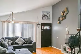 15115 Springfield Ave, Midlothian, IL 60445 - Photo 4