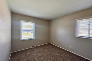 51 N Pine Ln, Glenwood, IL 60425 - Photo 12