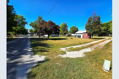 602 N 4th Avenue, Chenoa, IL 61726 - Photo 38