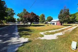 602 N 4th Ave, Chenoa, IL 61726 - Photo 38