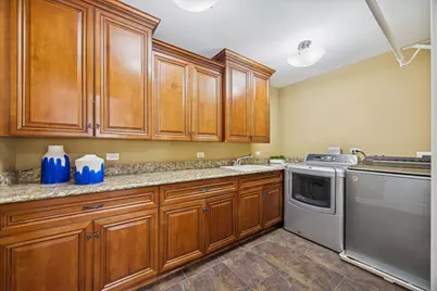 1300 W Maple Avenue, La Grange, IL 60525 - Photo 26