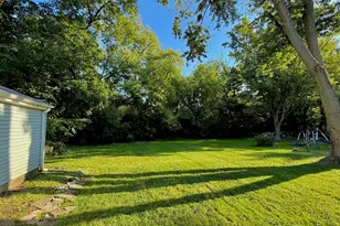 2045 Downey Rd, Homewood, IL 60430 - Photo 16