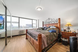 4250 N Marine Dr, Chicago, IL 60613 - Photo 20