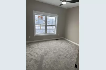 265 Creekside Drive, Byron, IL 61010 - Photo 6