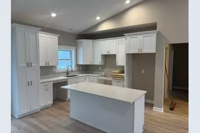 265 Creekside Drive, Byron, IL 61010 - Photo 4