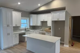 265 Creekside Dr, Byron, IL 61010 - Photo 4