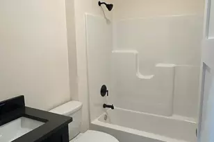 309 Creekside Dr, Byron, IL 61010 - Photo 6