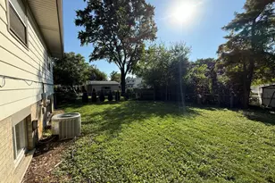 340 N Illinois Ave, Glenwood, IL 60425 - Photo 20