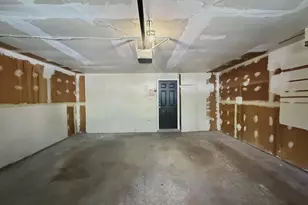 340 N Illinois Ave, Glenwood, IL 60425 - Photo 24