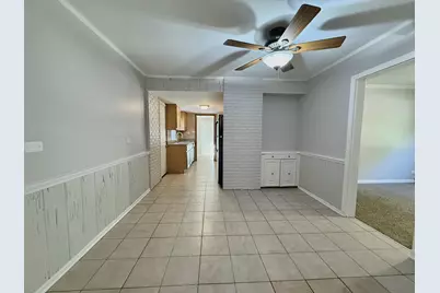 340 N Illinois Avenue, Glenwood, IL 60425 - Photo 4