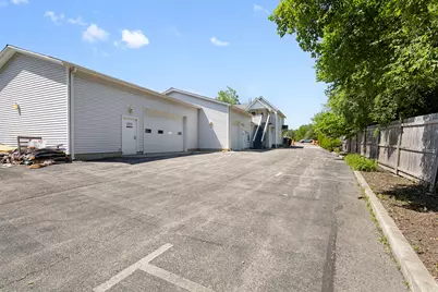 942 E State Street, Geneva, IL 60134 - Photo 44