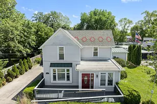942 E State St, Geneva, IL 60134 - Photo 1