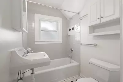 942 E State Street, Geneva, IL 60134 - Photo 18