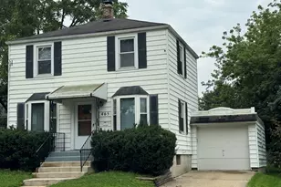 465 Slade Ave, Elgin, IL 60120 - Photo 1