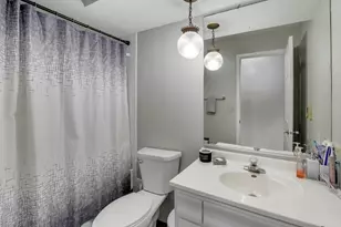 627 Chardonnay Ln, Crystal Lake, IL 60014 - Photo 12