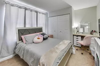 [Address not provided], Crystal Lake, IL 60014 - Photo 10