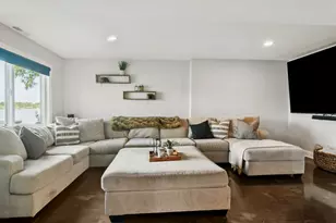 19330 W Lake View Ave, Mundelein, IL 60060 - Photo 26