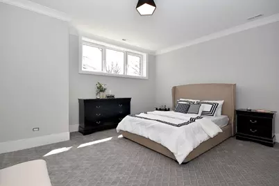 3923 N Bernard Street, Chicago, IL 60618 - Photo 28