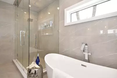 3923 N Bernard Street, Chicago, IL 60618 - Photo 18