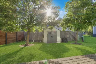 1282 Berkshire Ln, Grayslake, IL 60030 - Photo 40