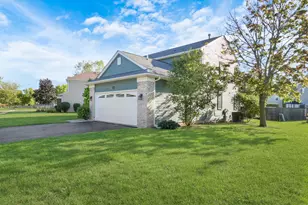 1282 Berkshire Ln, Grayslake, IL 60030 - Photo 36