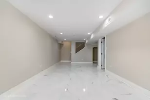 8600 E Prairie Rd, Skokie, IL 60076 - Photo 36