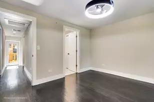 8600 E Prairie Rd, Skokie, IL 60076 - Photo 32